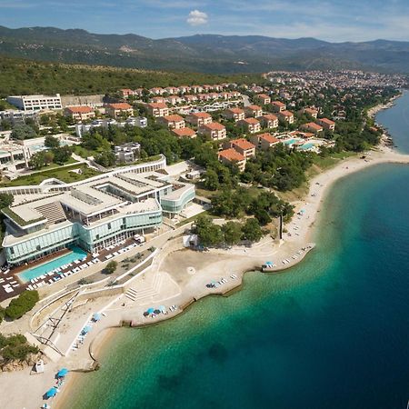 Apartments Grand Novi Vinodolski Resort Buitenkant foto