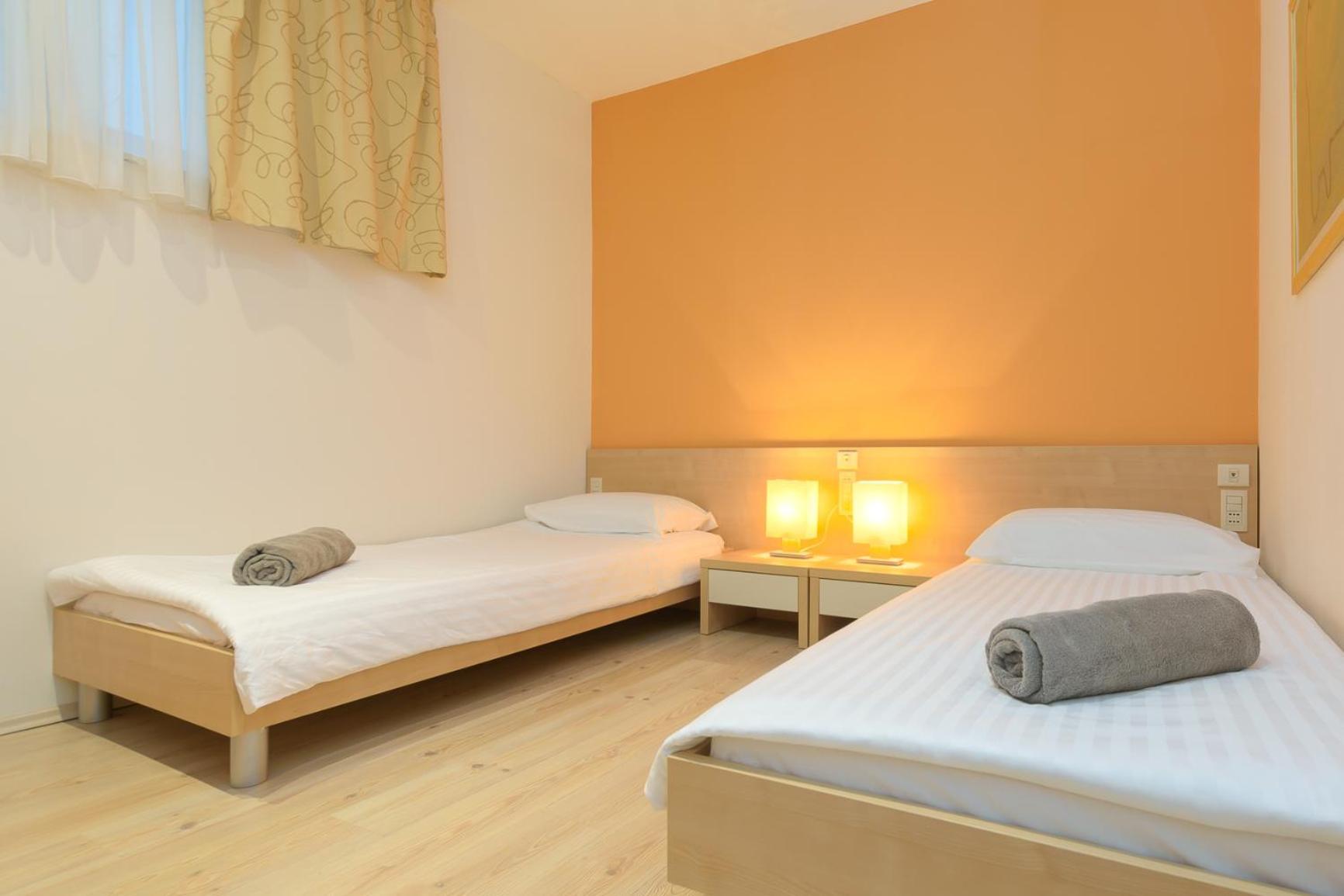 Apartments Grand Novi Vinodolski Resort Buitenkant foto