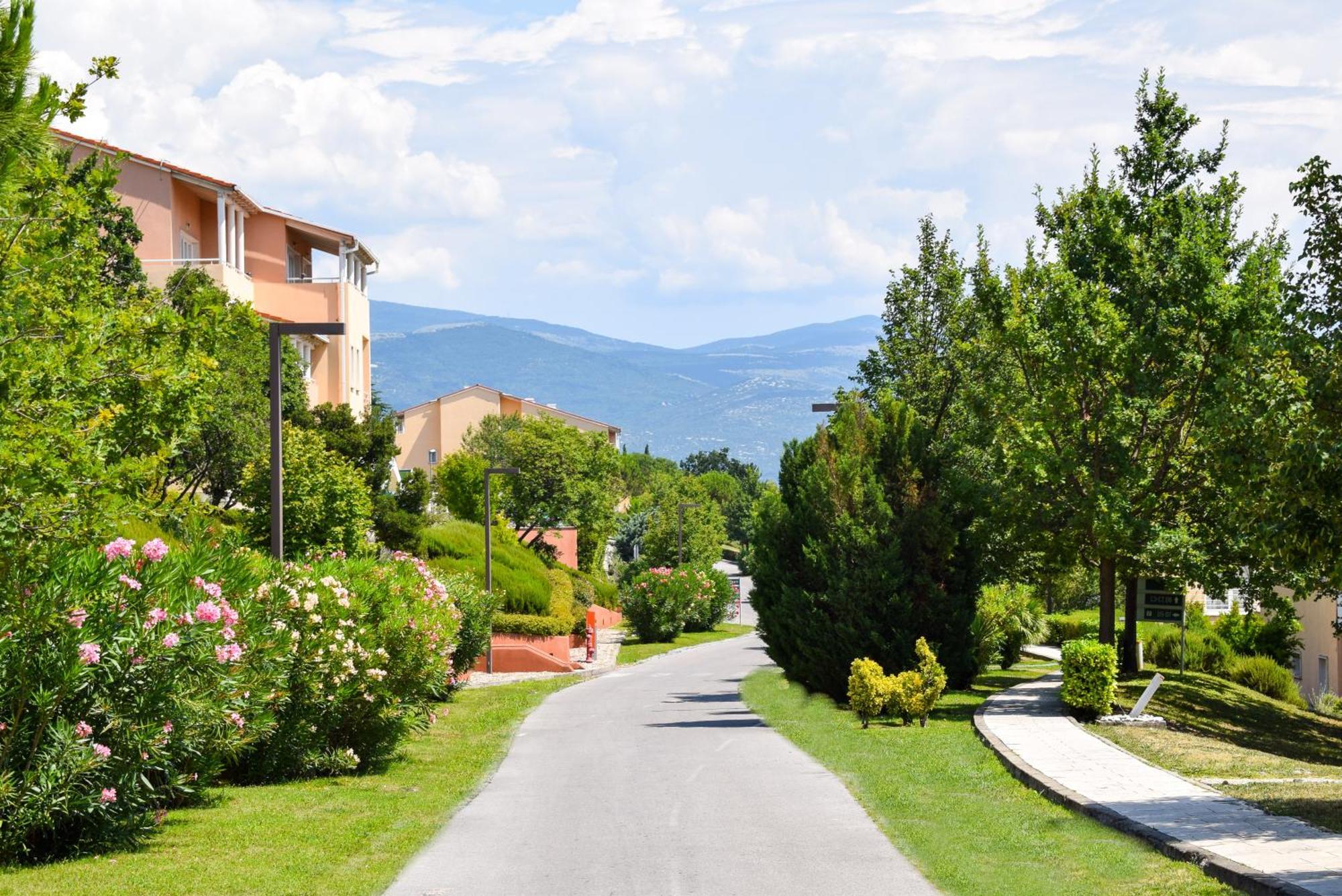 Apartments Grand Novi Vinodolski Resort Buitenkant foto
