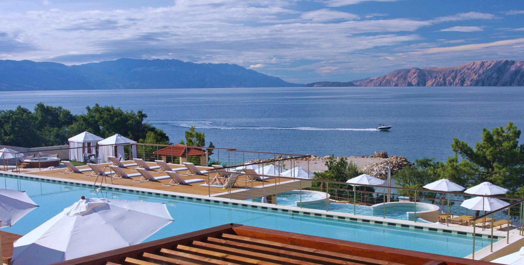 Apartments Grand Novi Vinodolski Resort Buitenkant foto